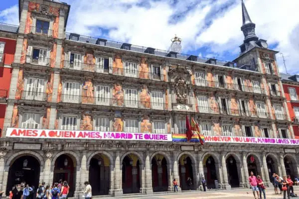 things to do in madrid plaza mayor