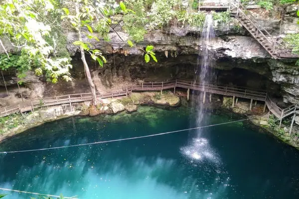 backpacking the yucatan cenote