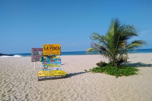 puerto escondido surfing la punta